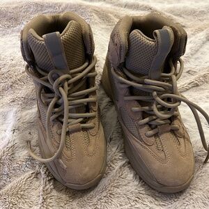 Yeezy desert boot